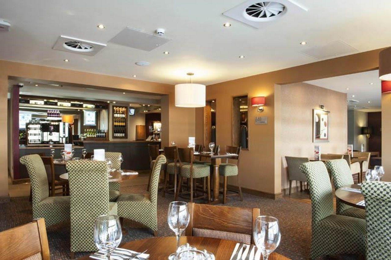 Premier Inn London Croydon Town Centre Buitenkant foto