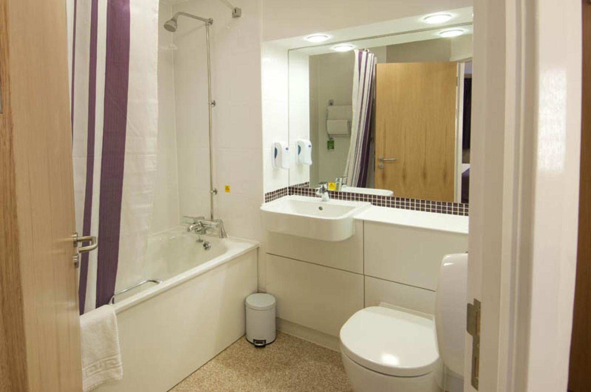 Premier Inn London Croydon Town Centre Buitenkant foto